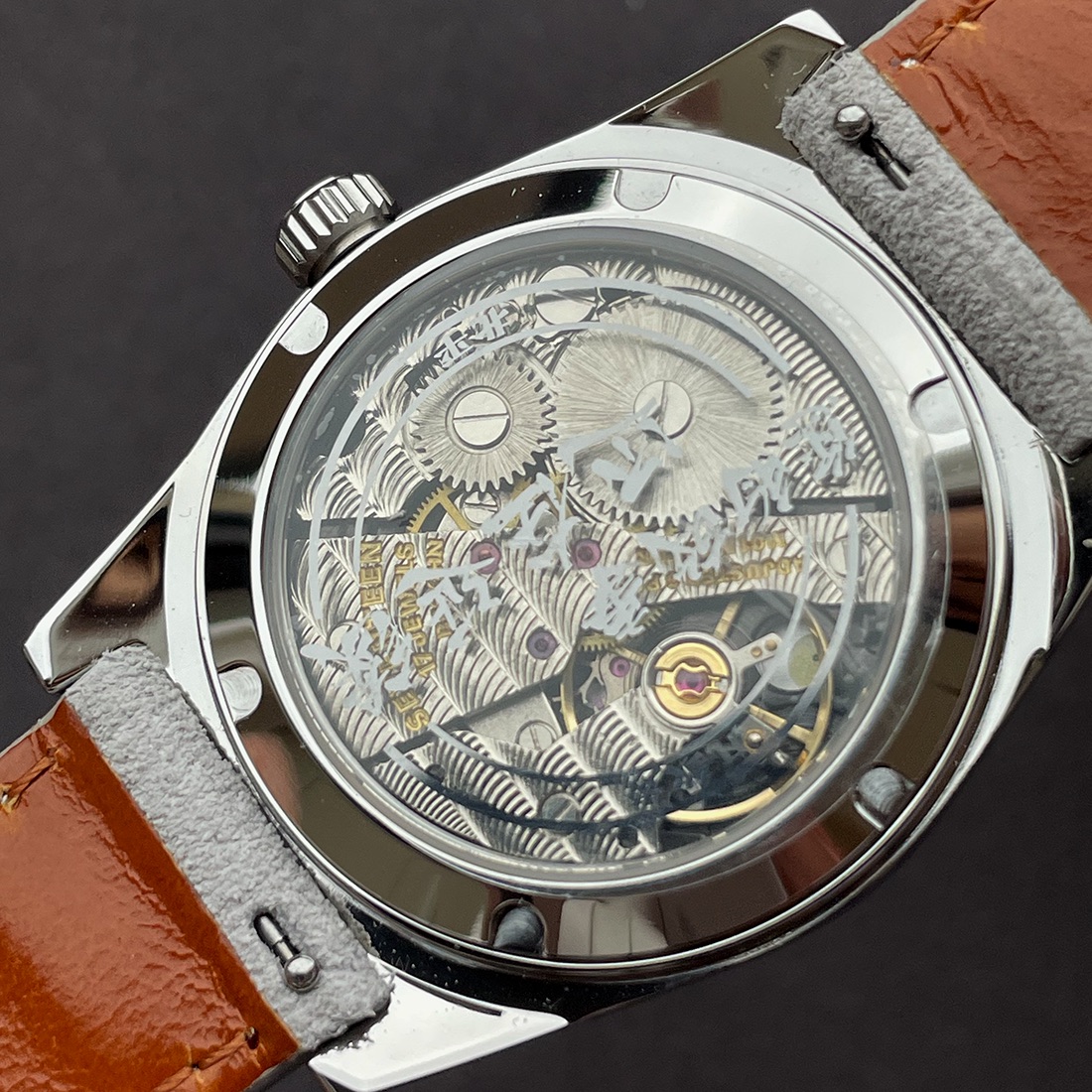 Reloj Merkur con esfera de sal - Guilloché Dial Watch reseña y precio